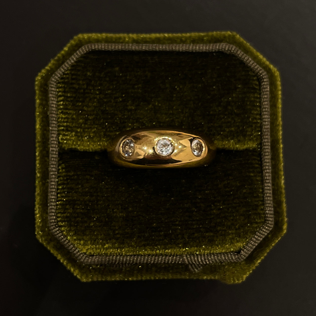 Stoned Kiputo Ring